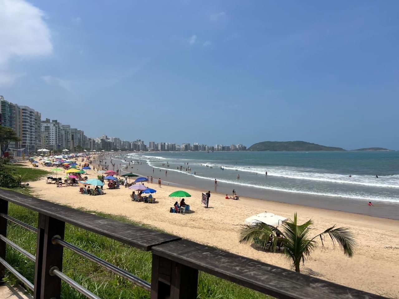 Apt 3Q Luxo Com Ar E Jacuzzi Na Beira Mar Guarapari Extérieur photo